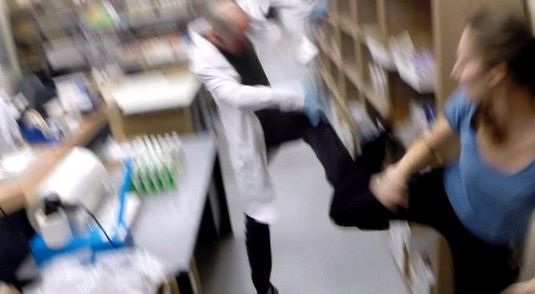 不想死就按X/Press X to Not Die 截图